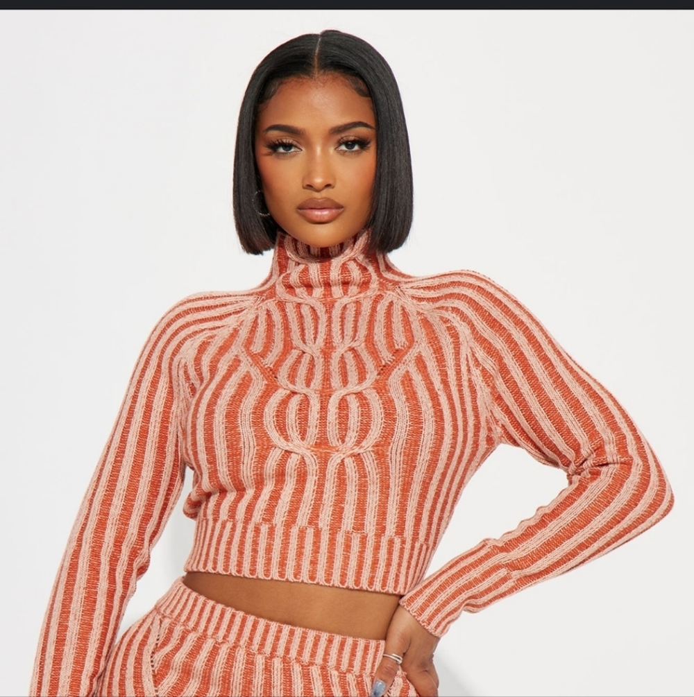 Fashion Nova Pumpkin Spice Cropped Sweater. New - Picture 1 of 5